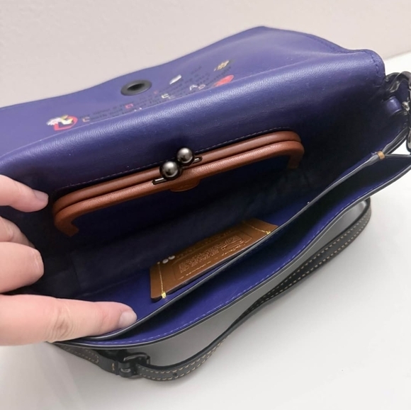 Coach/Disney Dinky crossbody bag from the "A Dark Fairy Tale" - Picture 6 of 10